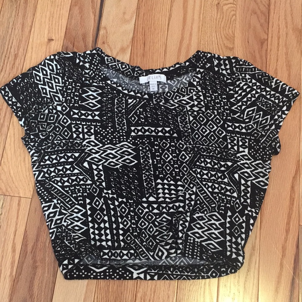 Crop top